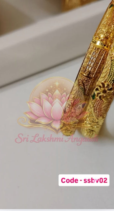 Elegant golden Bangle - ssbv02