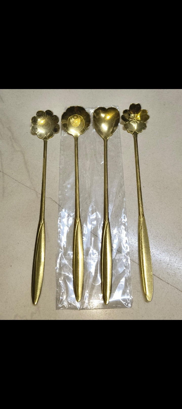 4 pcs Golden stainless steel spoon set